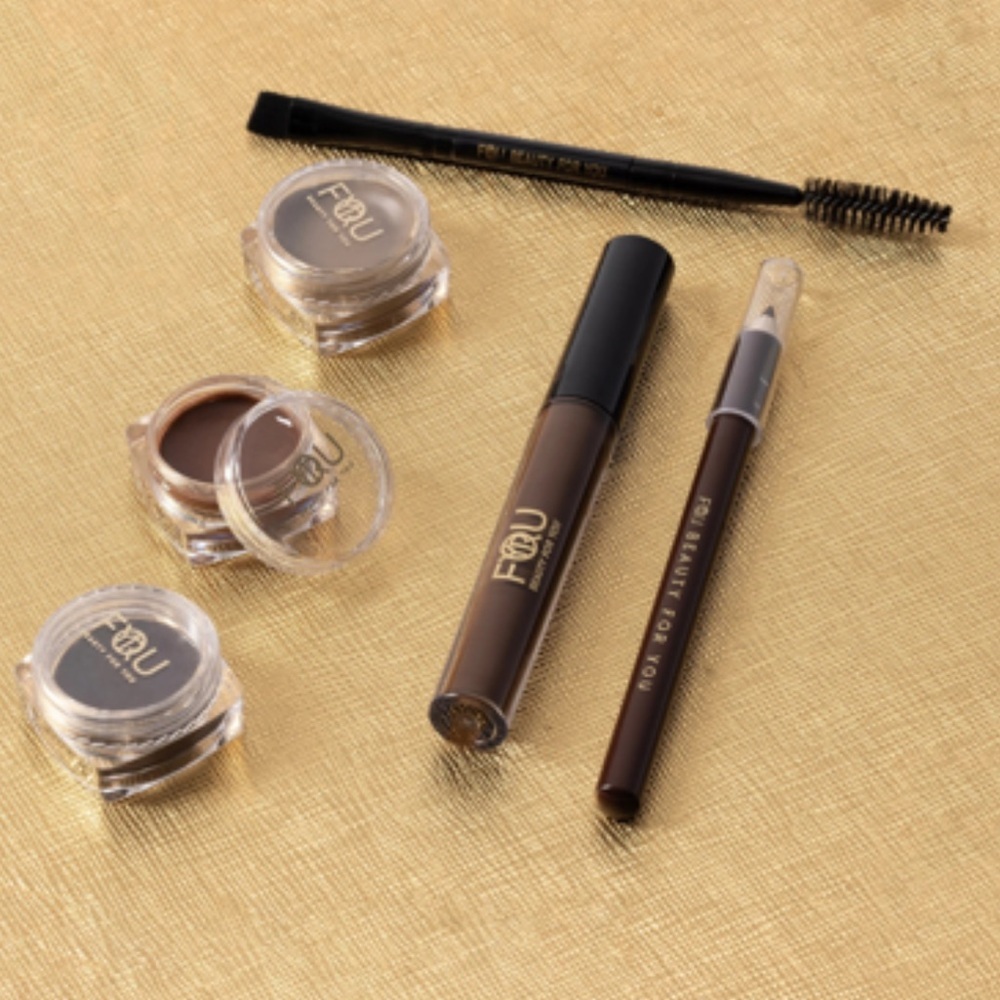 BFY Sculpt & Define Brow Kit Brown NIB‎